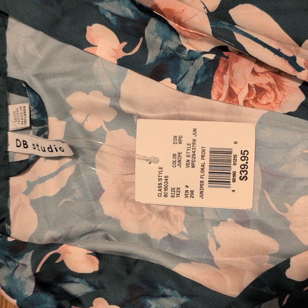 Floral Robe - Picture 3 of 3